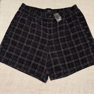 Torrid Black Flat Bermuda Crepe Ink Dot Plaid Black Women’s Shorts